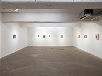 Dallas Lee: Tracing the Subtle Path of Light - Gallery Exit