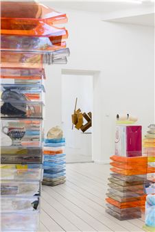 DISLOCATIONS—within reach at Kunst Raum Mitte, Berlin