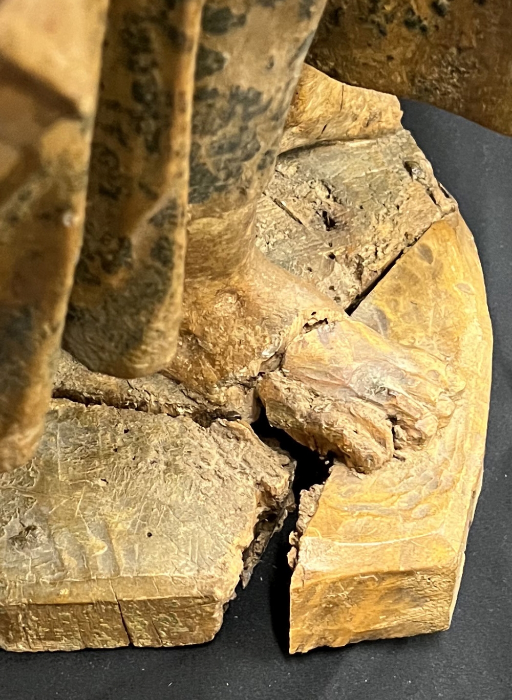 Artwork by Evangelist Johannes, Holzskulptur, Made of Wood