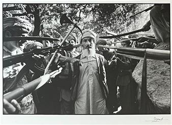 Execution of a pro-communist traitor, Afghanistan, 1981 - Alain Mingam