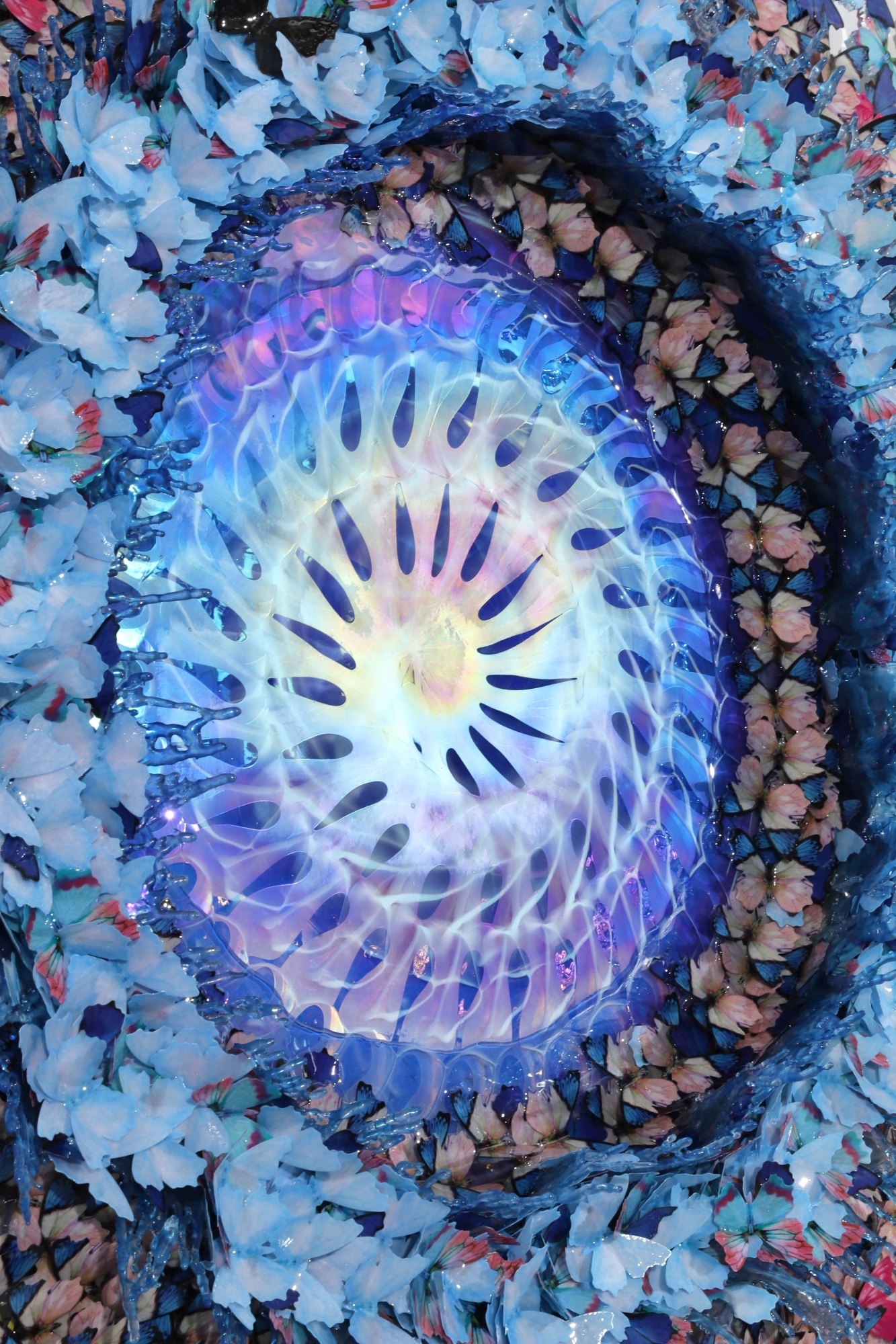 Artwork by Annalù, Annalù (A. Boeretto) | Dreamcatcher Oriental Flower, Made of glass, paper, ink and polycarbonate