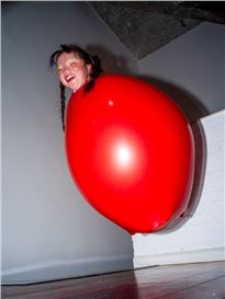 Feng Li’s photos capture surreal moments in everyday life