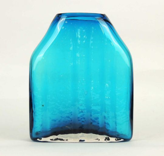 WHITEFRIARS SHOULDER GLASS VASE by Geoffrey Baxter