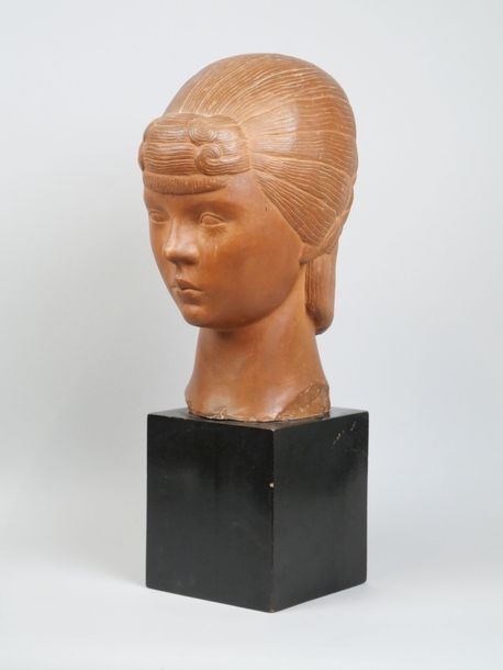 Artwork by Oskar Samoylovich Meshchaninov, Woman's head, Made of Terracotta