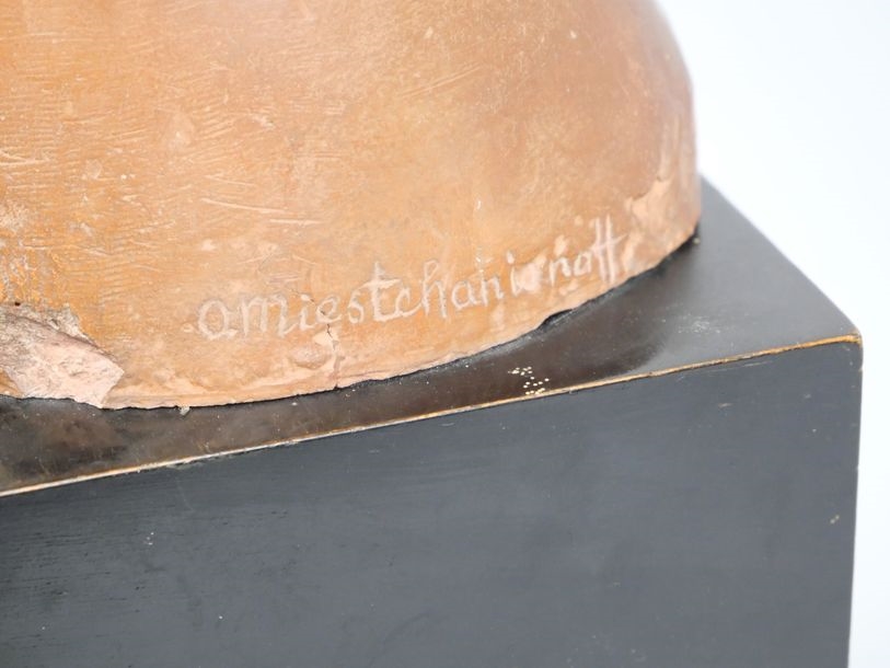 Artwork by Oskar Samoylovich Meshchaninov, Woman's head, Made of Terracotta