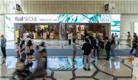 Frieze and Kiaf SEOUL Scale Back in Spectacle While Still Securing Sales