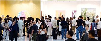 Frieze, Kiaf Seoul 2025: quieter opening, stronger Asian presence