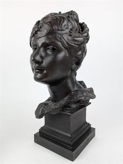 Bust of a lady with a pearled hairstyle - Désiré Ringel d'Illzach