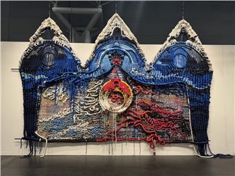 Review: Armory Week 2025 by Vittoria Benzine