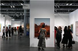 How New Collector Habits Are Shaking up Art Fair Season