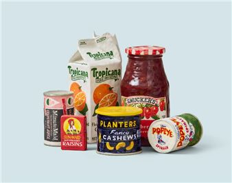 Stephanie Shih: Invisible hand - SOCO Gallery