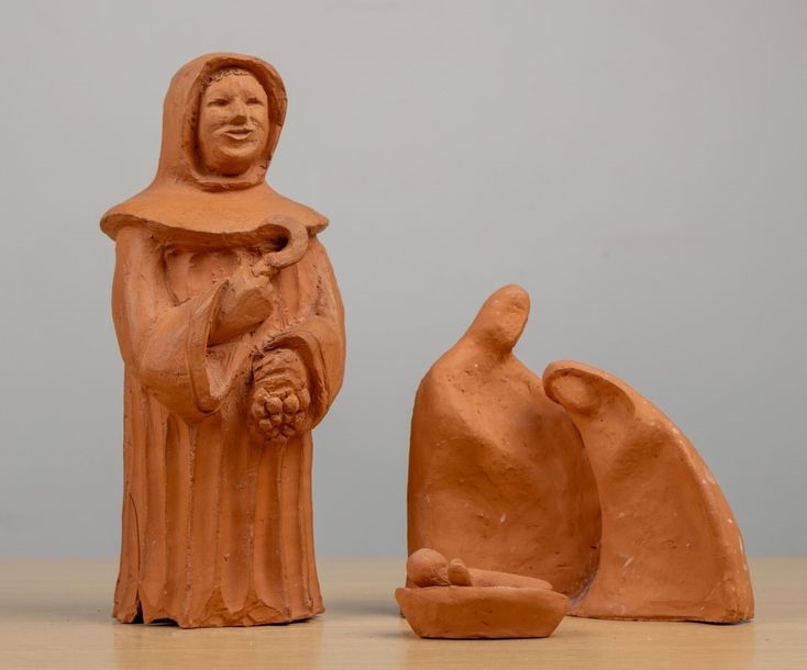 Artwork by Jean-marie Bignolas, Saint Vincent, nativité et éléments de pièces d'échec en terre cuite, Made of Terre Cuite