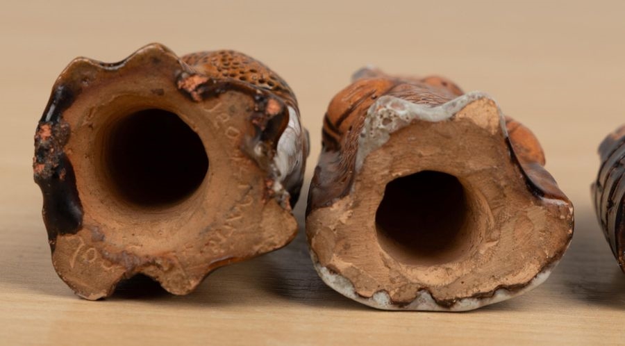 Artwork by Jean-marie Bignolas, Saint Vincent, nativité et éléments de pièces d'échec en terre cuite, Made of Terre Cuite