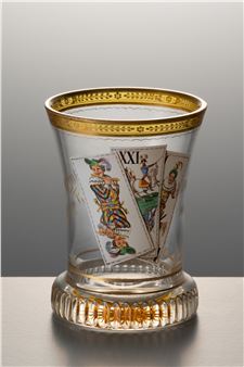 BIEDERMEIER BEAKER WITH CARDS - Anton Kothgasser
