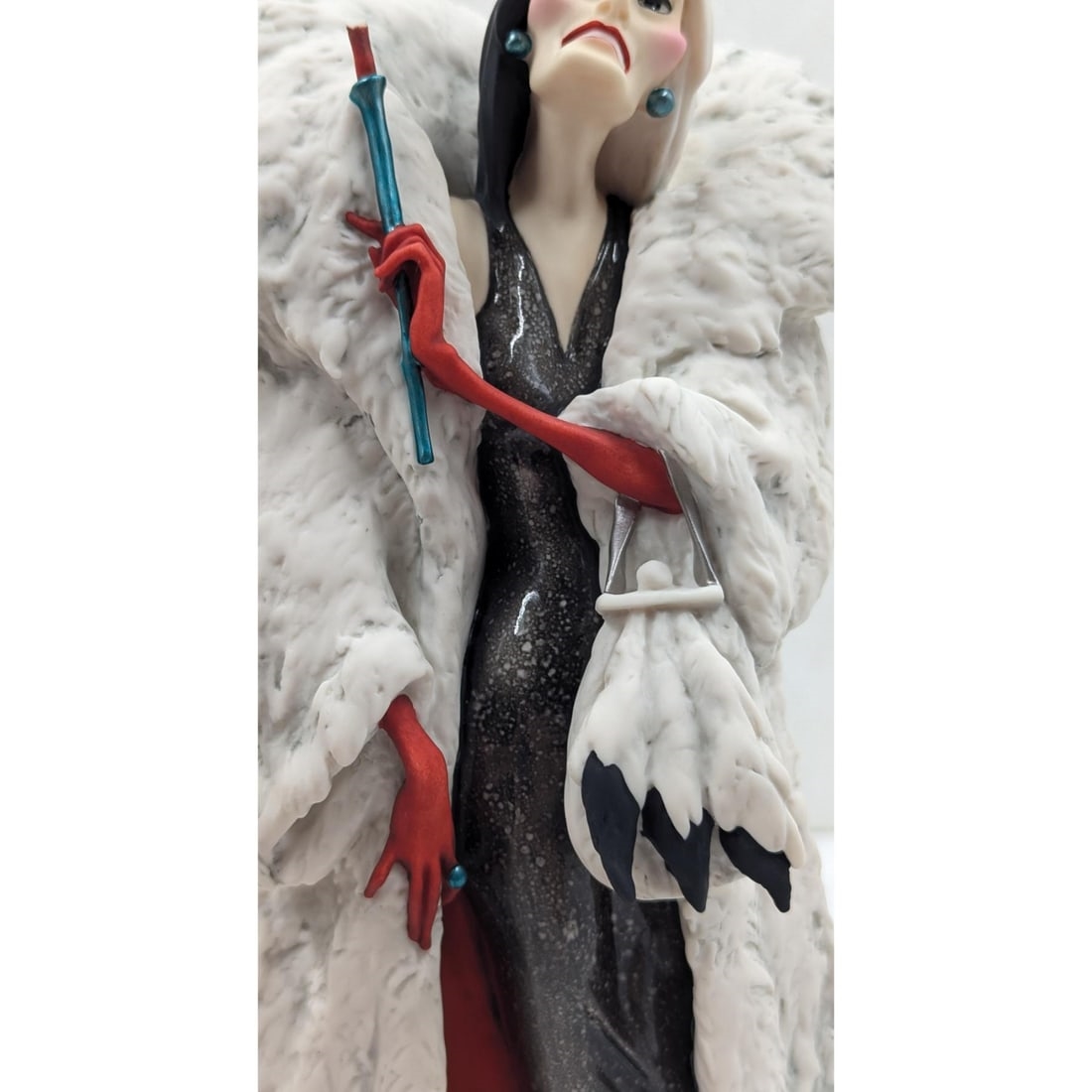 Artwork by Giuseppe Armani, Cruella De Vil, Made of Figurine