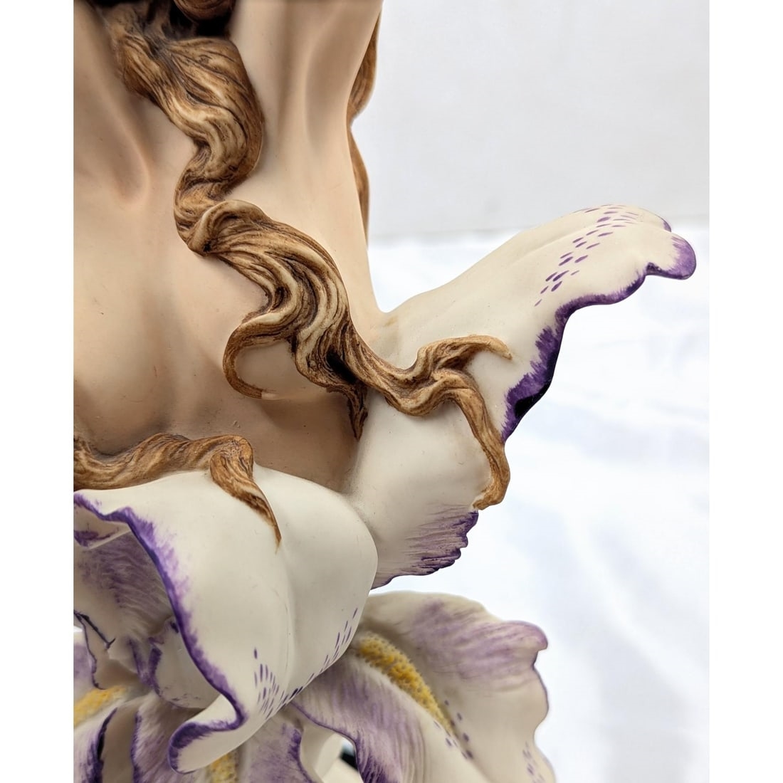 Artwork by Giuseppe Armani, Awaking, Made of Figurine