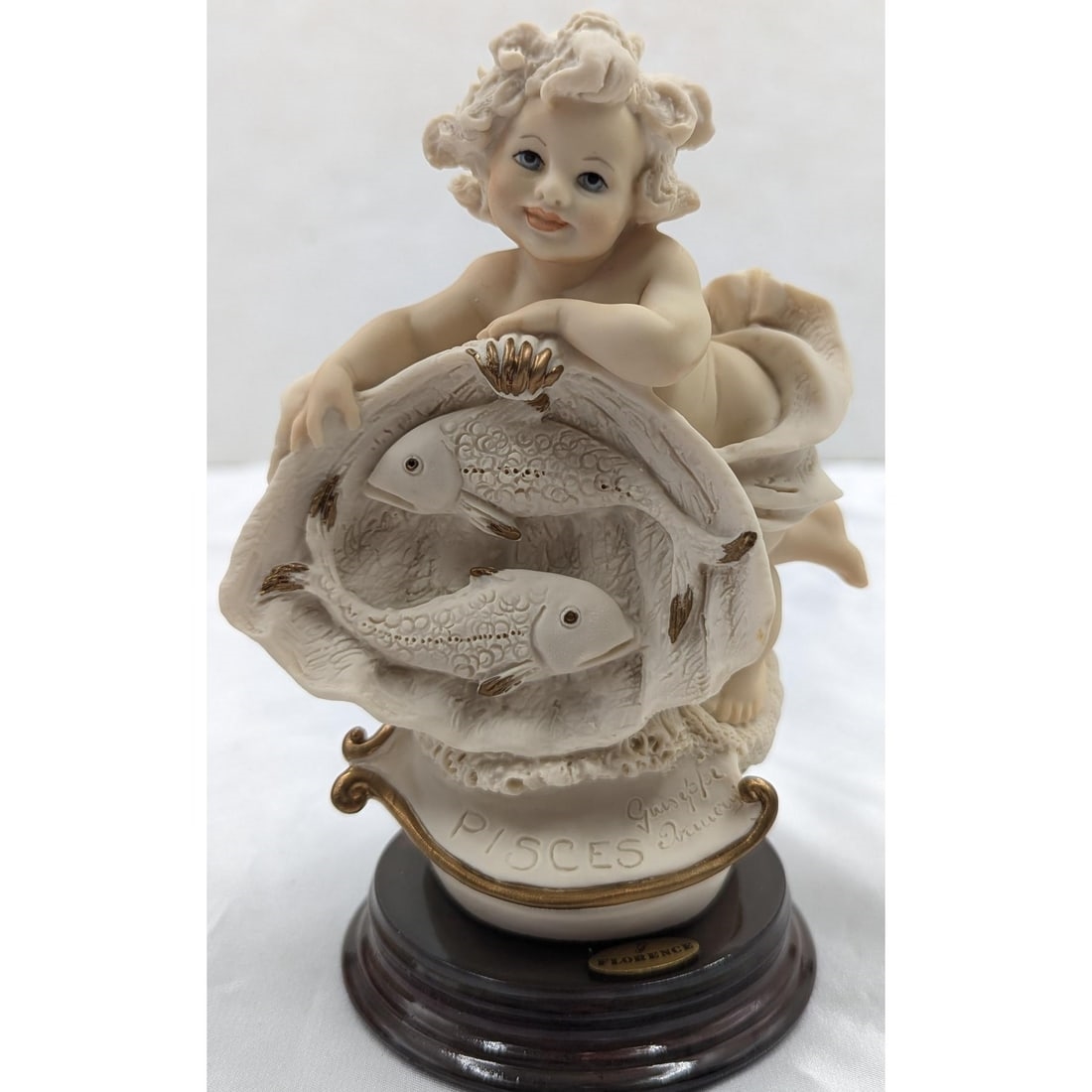Artwork by Giuseppe Armani, Pisces, Made of Figurine