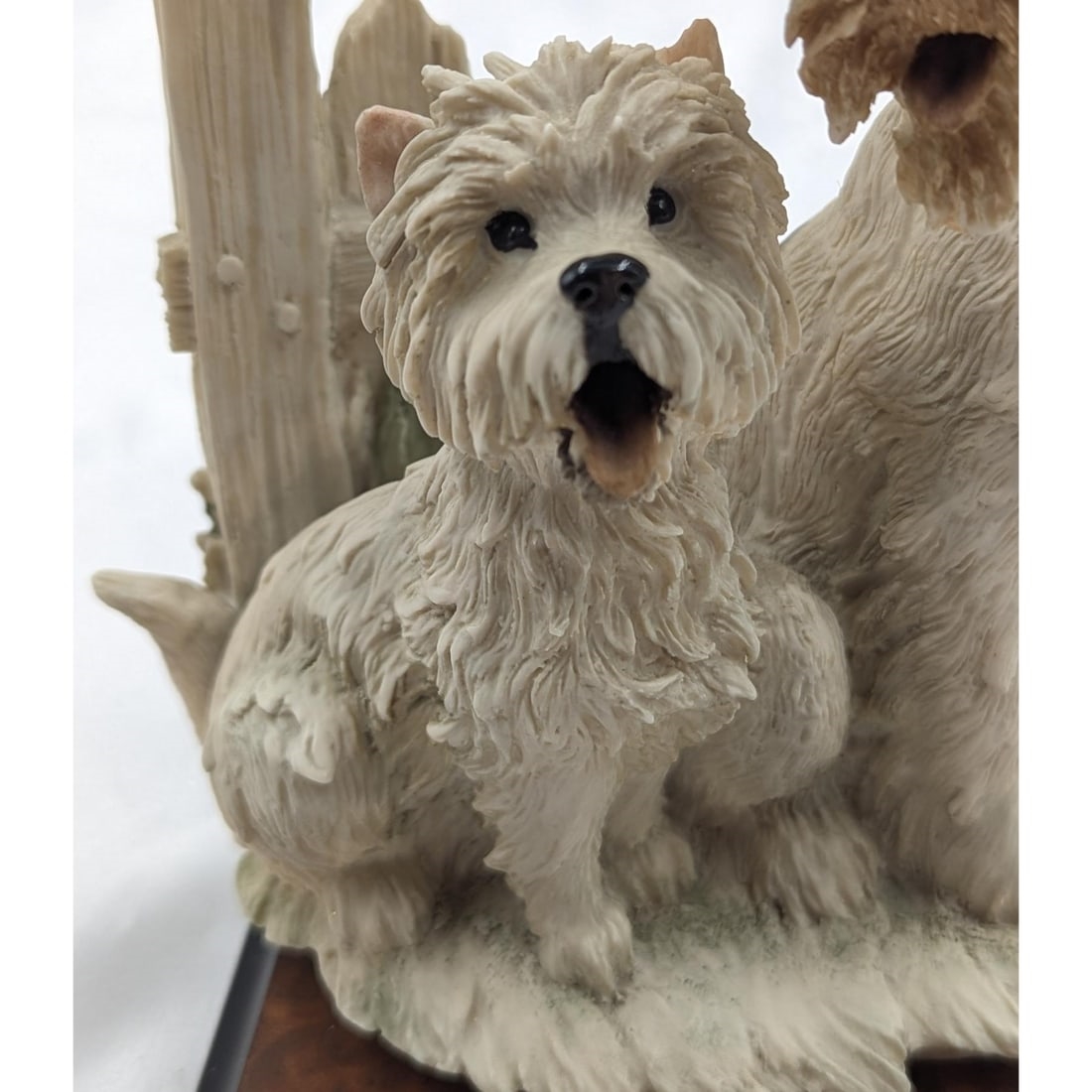 Artwork by Giuseppe Armani, Lunch Time, Made of Figurine