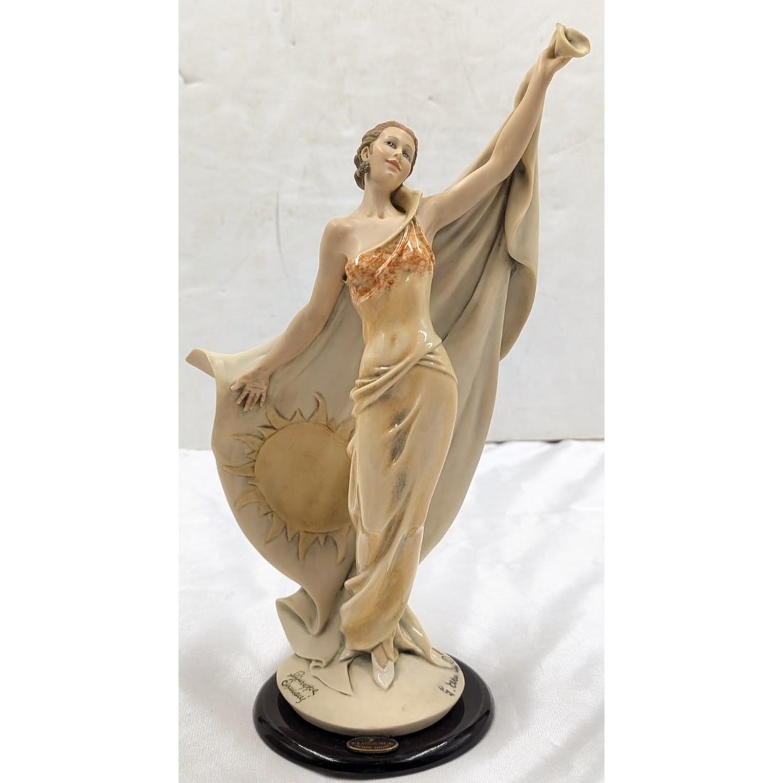 Artwork by Giuseppe Armani, Golden Sun, Made of Figurine