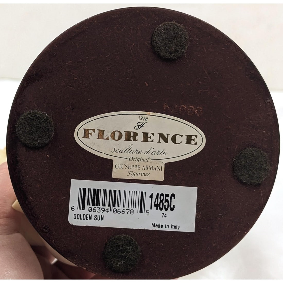 Artwork by Giuseppe Armani, Golden Sun, Made of Figurine