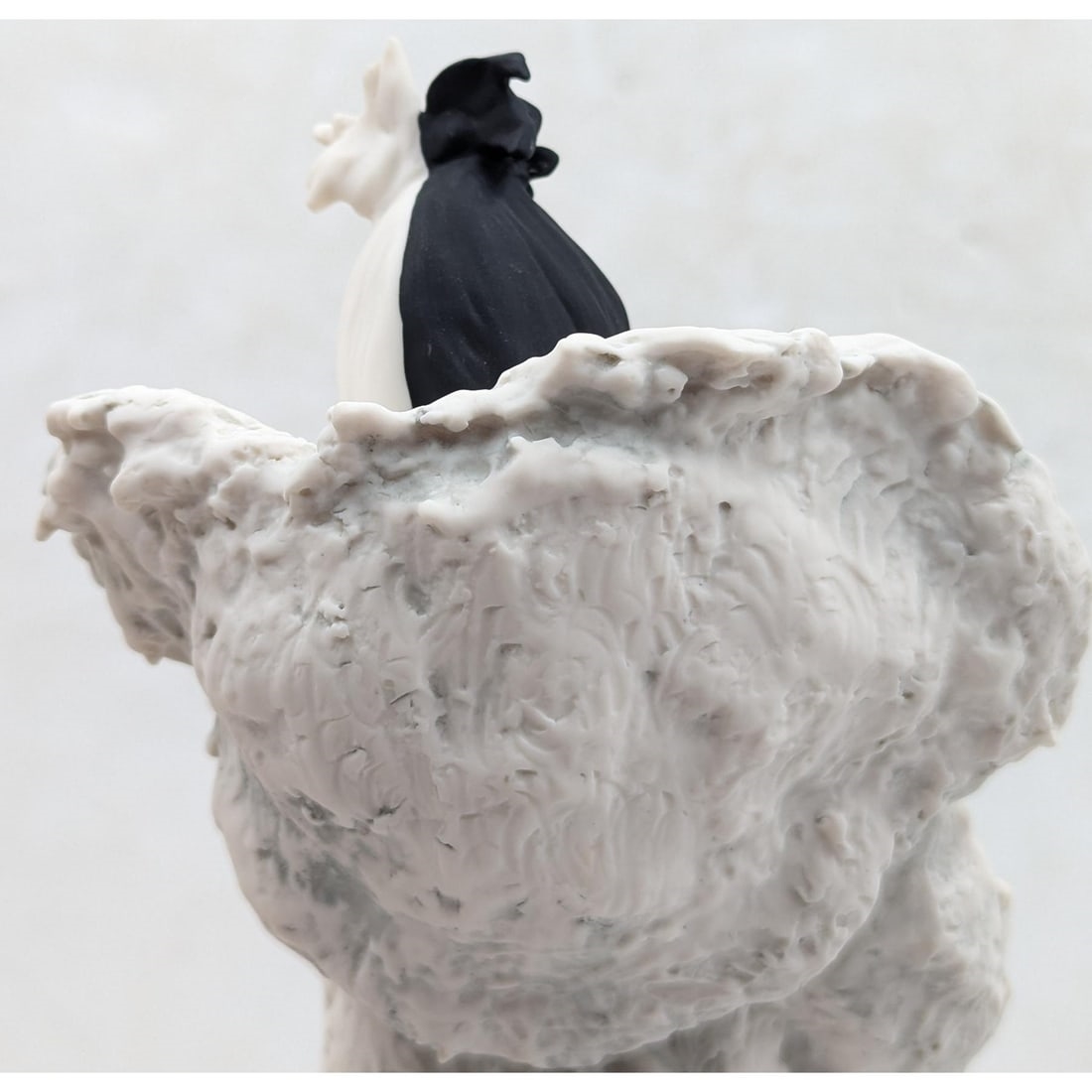 Artwork by Giuseppe Armani, Cruella De Vil, Made of Figurine