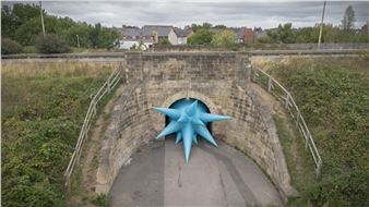 Giant Inflatable Sculptures by Steve Messam Reimagine Everyday Environments