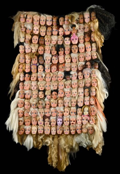 Henri Ughetto | Bas-relief made from an accumulation of doll's heads Barbie-type mannequin with ...