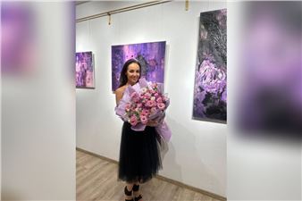 Arpine Shahnas Bridges Germany and Armenia in Debut Solo Exhibition