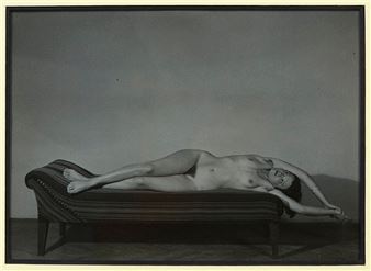 Young Woman on a Sofa - Josef Vetrovsky