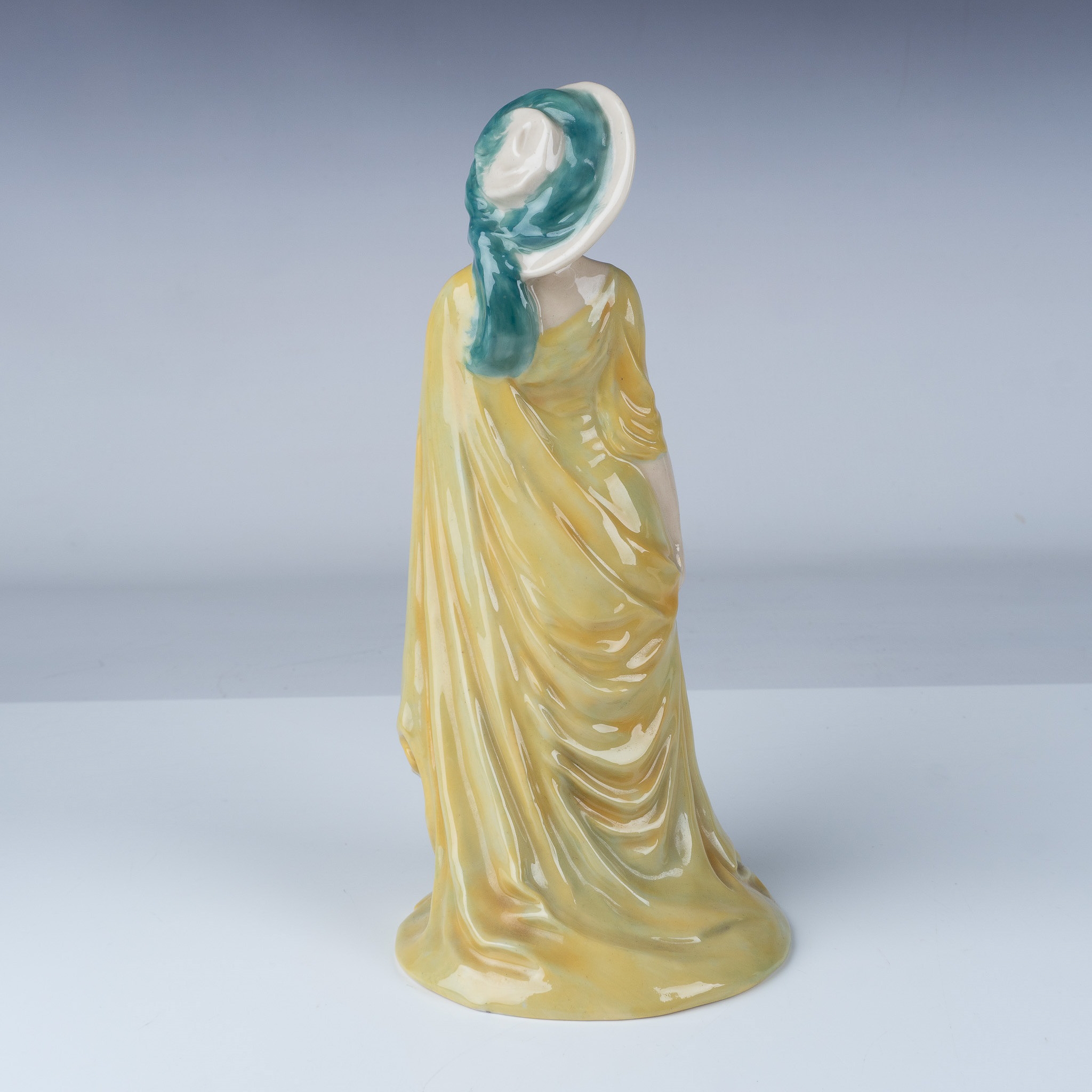 Harry Tittensor | The Gainsborough Hat HN47 - Royal Doulton Figurine ...