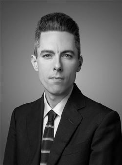 Max Carter Appointed Christie’s Chairman of 20th/21st Century Art for the Americas