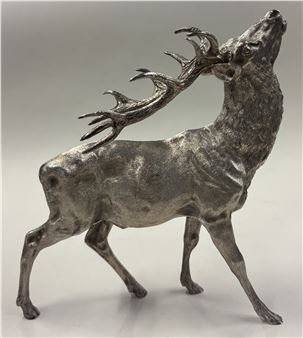 A large Victorian figure of a stag - Edward Bradbury