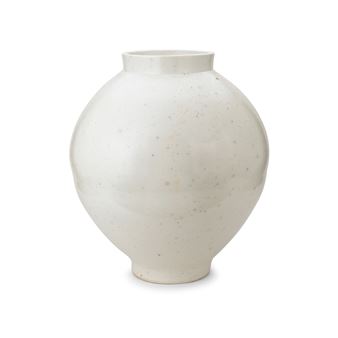 Moon Jar - Kwon DaeSup