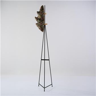 Coat rack 'ER - Adrian Robert Wettstein