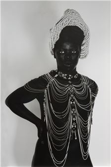 MaID VIII, SunSquare, Cape Town - Zanele Muholi