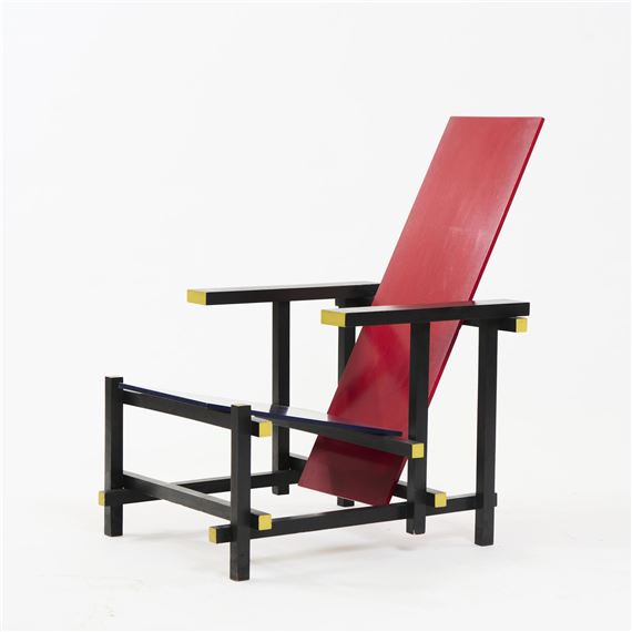 Red and blue chair by Gerrit Rietveld, 1918