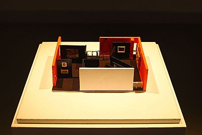 One and the Minutiae: Week 5 - Javett-UP