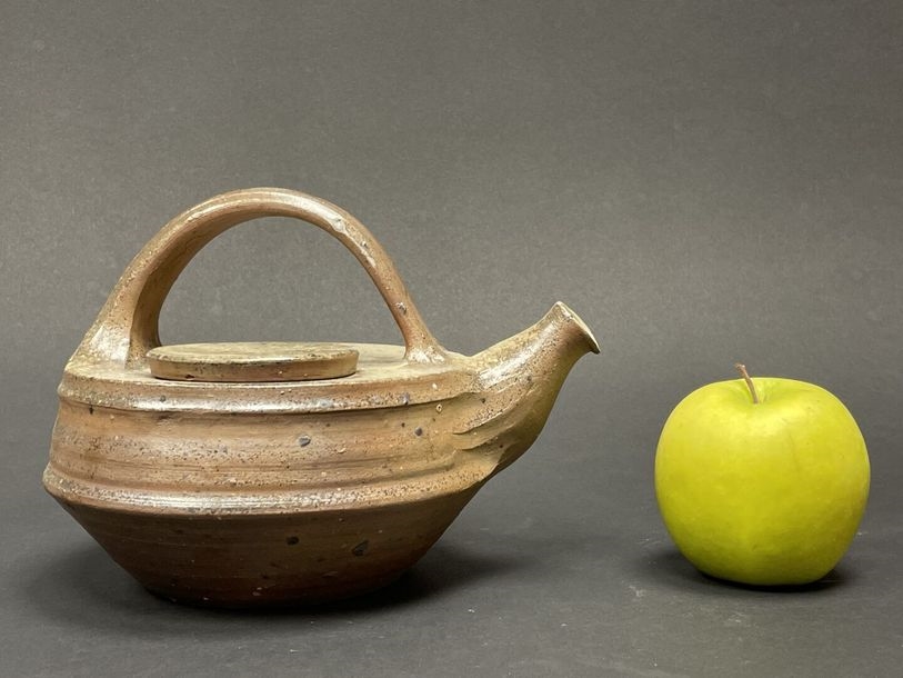 Artwork by Robert Deblander, Stoneware teapot, Made of Stoneware