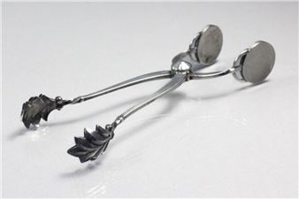 GEORG JENSEN STERLING SILVER PARALLEL SUGAR TONGS - Oscar Gundlach Pedersen