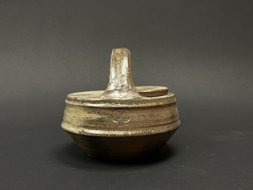 Artwork by Robert Deblander, Stoneware teapot, Made of Stoneware