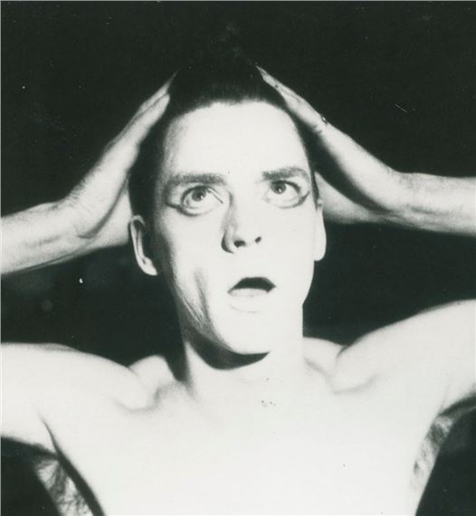 ULAY - Charim Dorotheergasse