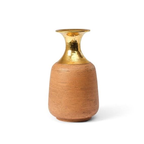 Unglazed brown ceramic baluster vase by Aldo Londi, circa 1960