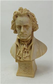 20th Century Pottery, Furniture, Household & Unreserved Items: Cobridge Saleroom Friday 26th September - Louis Taylor Fine Art Auctions/Potteries Auctions