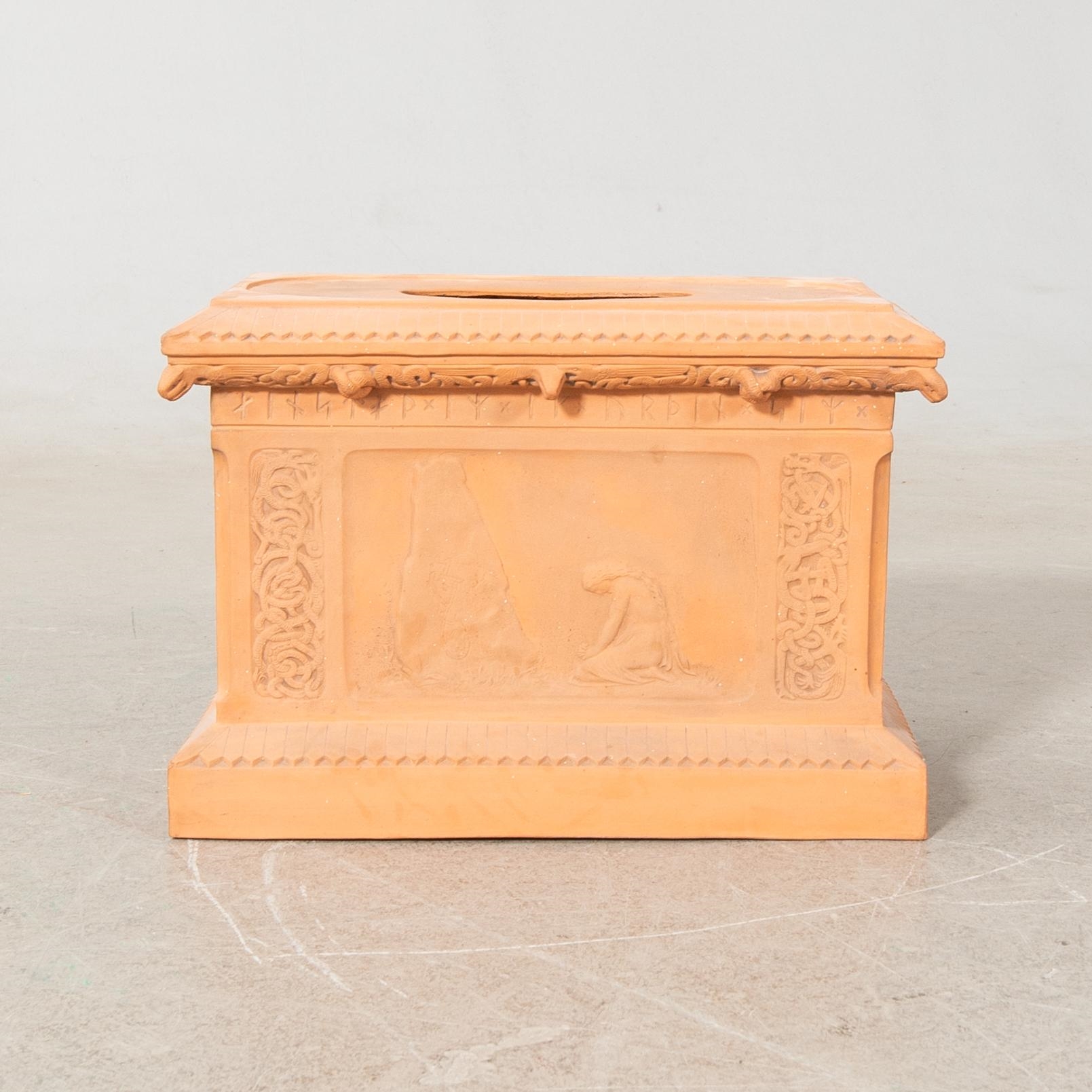 Artwork by Johann Peter Molin, Bältesspännarna, Made of Terracotta