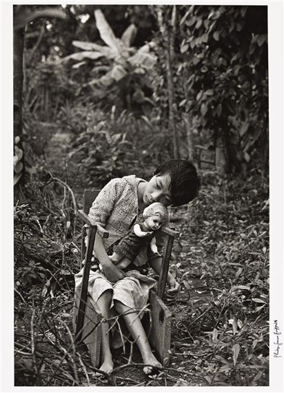 Le Thi Dat, Vietnam - Philip Jones Griffiths