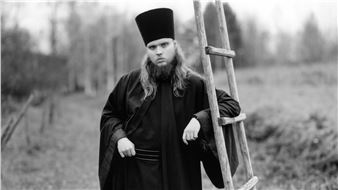 Nelli Palomäki: Holds