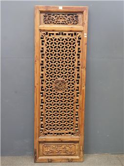 ANTIQUE AND VINTAGE FURNITURE, ARTWORK AND BOOK AUCTION, 670 LOTS - Albion Antique Auction Centre