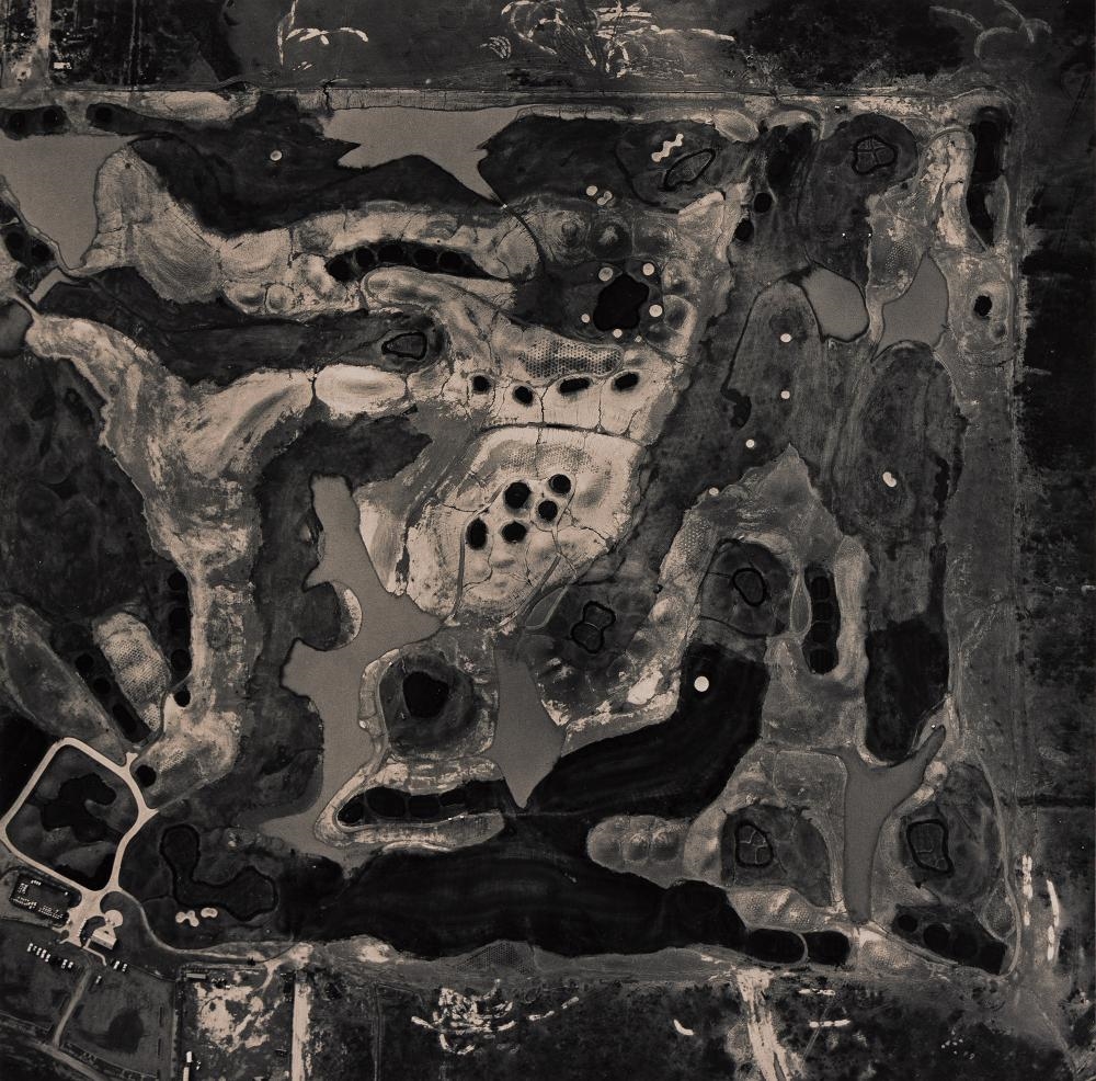 Aerial photographs　Emmet Gowin　エメット・ゴウィン Emmet Gowin's Intimate Photography of Nuclear Destruction