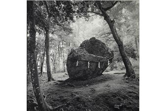 Howard Greenberg Gallery Presents Kenro Izu: Mono no Aware - The Beauty of Impermanence