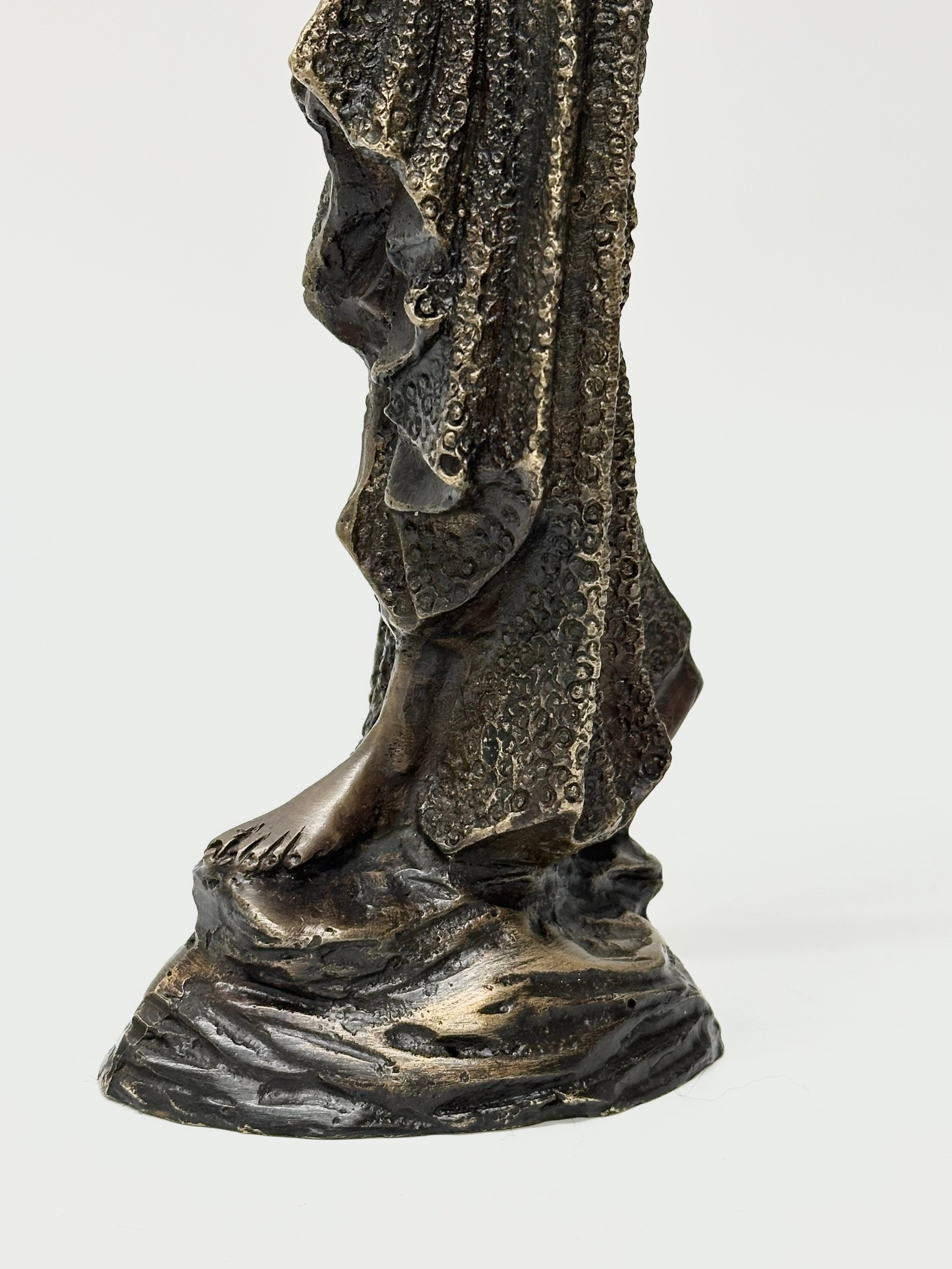 Demétre H. Chiparus | Footsteps | MutualArt